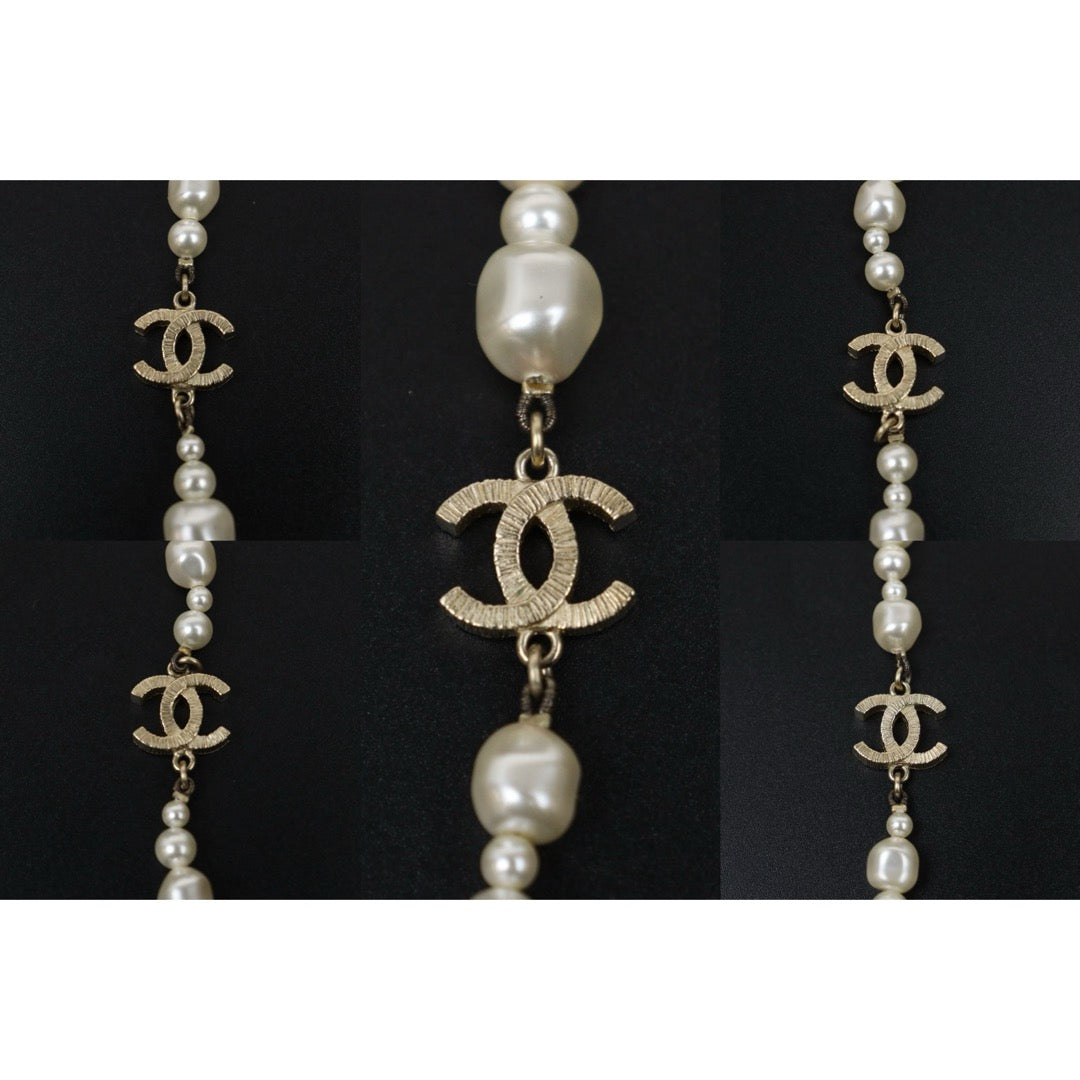 Very Good ( Rank A)｜ CHANEL Coco Mark Baroque Pearl Long Necklace｜S25110438