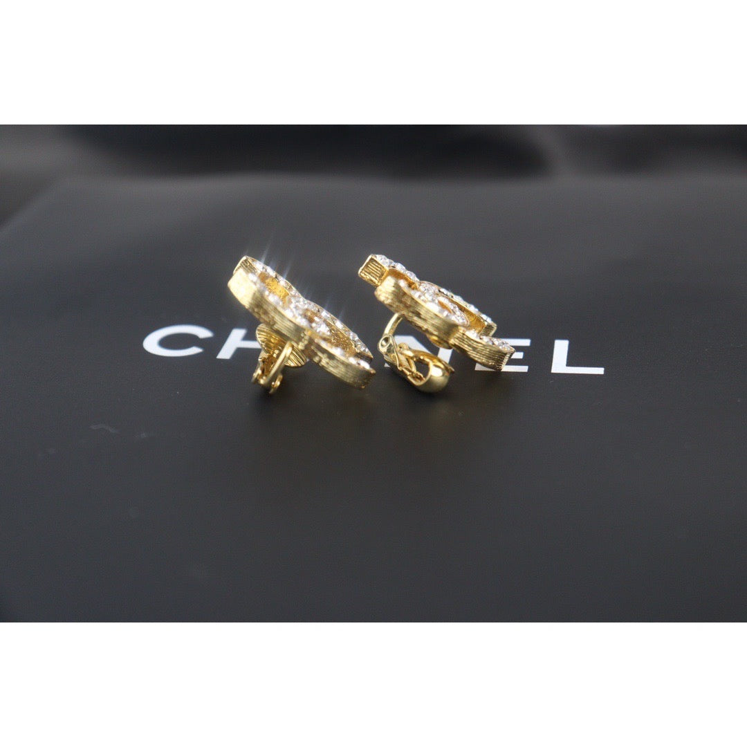 Rank A ｜CHANEL COCO Rhinestone 18k Gold Plated Earrings ｜V23082618