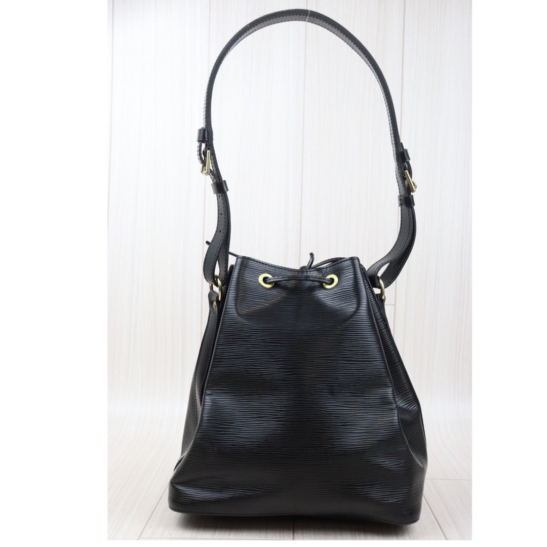 Rank A｜ LV Epi Noe Shoulder Bag Black｜24041114