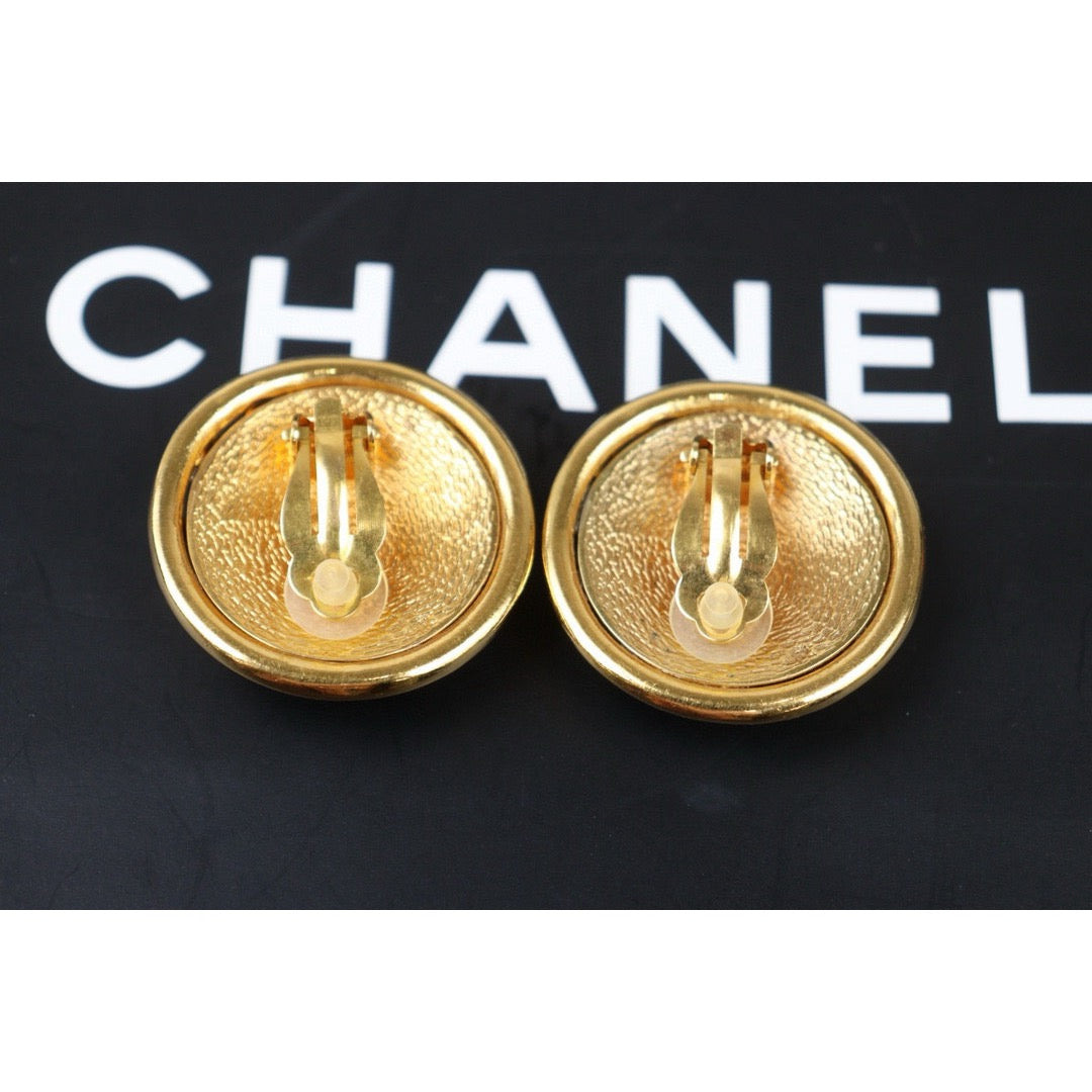 Very Good ( Rank A) ｜CHANEL Coco Mark Gold 24 Plated Earrings ｜Y24080205