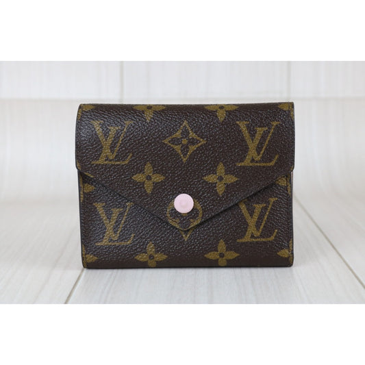 Include Entrupy Certificate of Authenticity｜Very Good ( Rank A)｜  Louis Vuitton Monogram  Wallet ｜S26031513