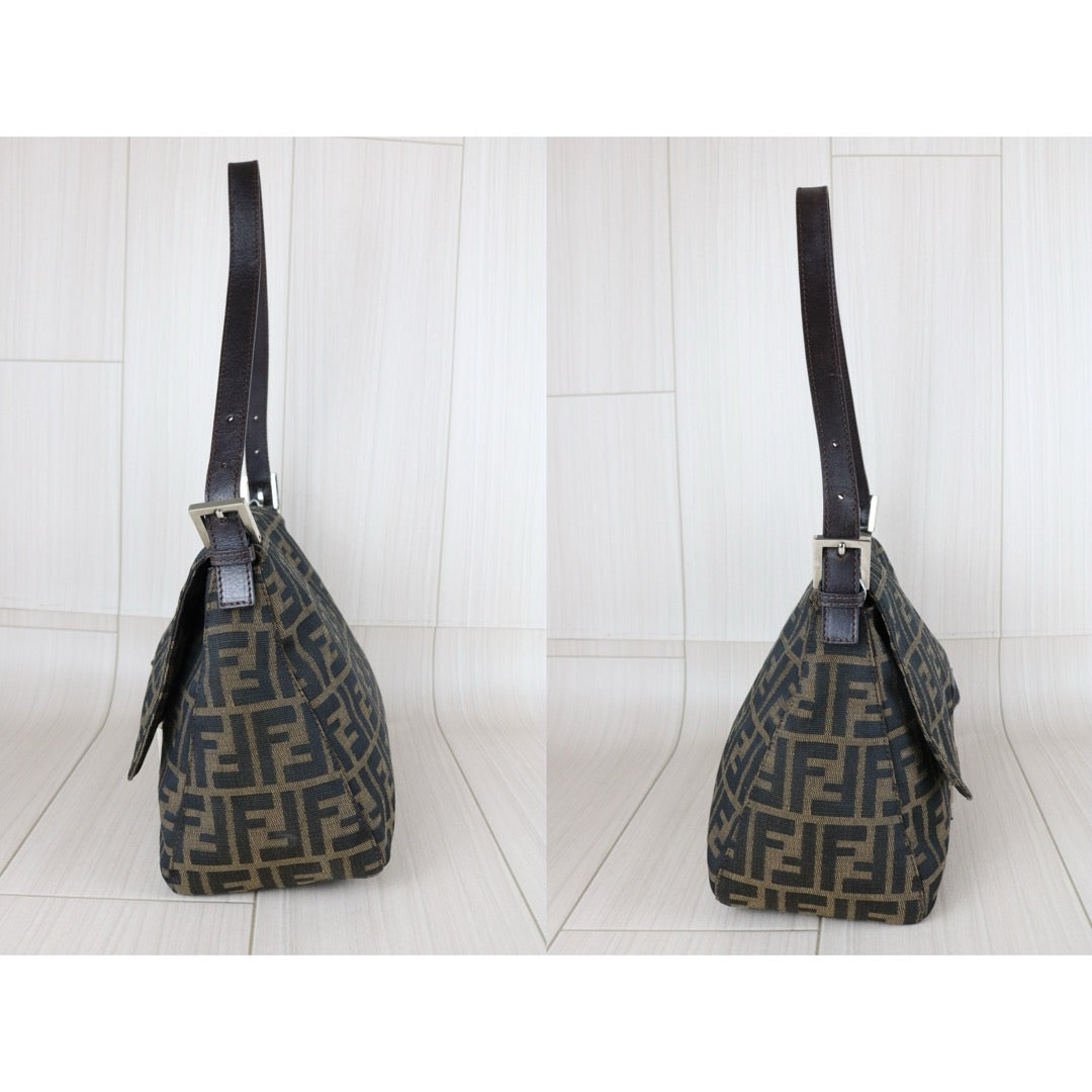 Good ( Rank AB)｜ FENDI Zucca Mamma Baguette Shoulder Bag｜W25110605