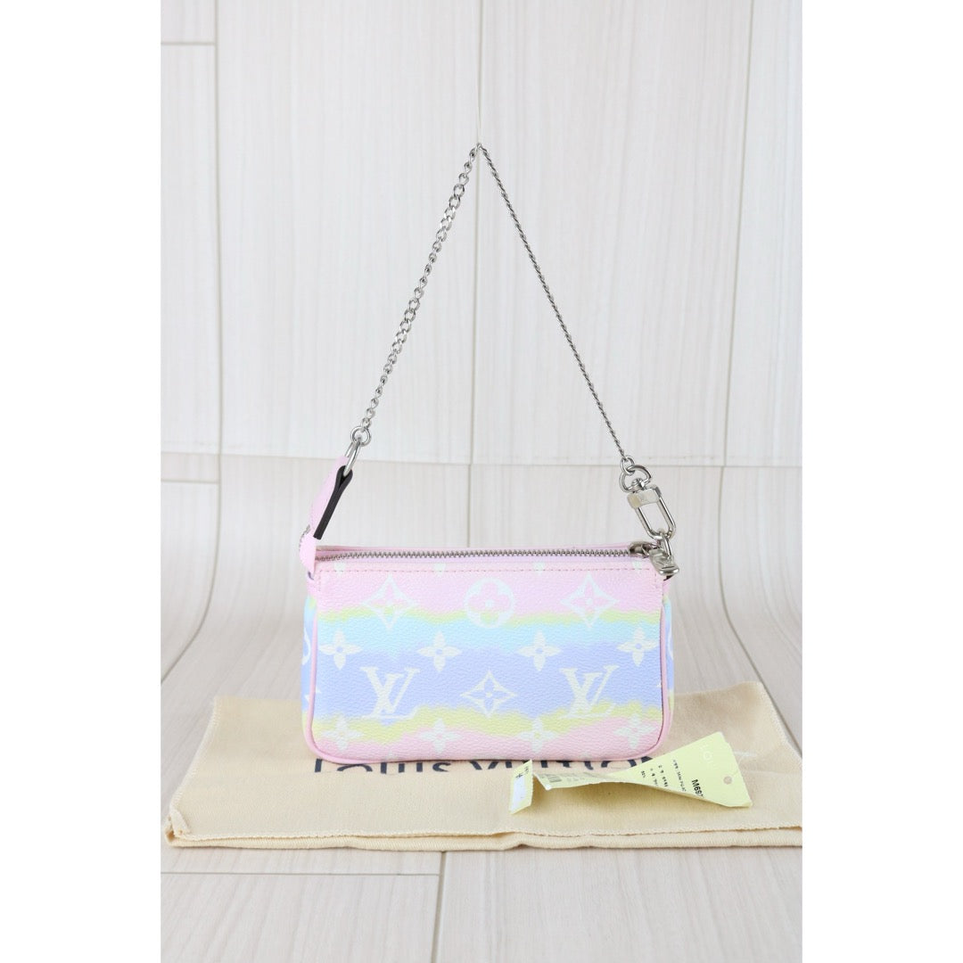 Very Good ( Rank A) ｜ LV Monogram Mini Escale Pochette Accessoires Limited edition｜S25110303