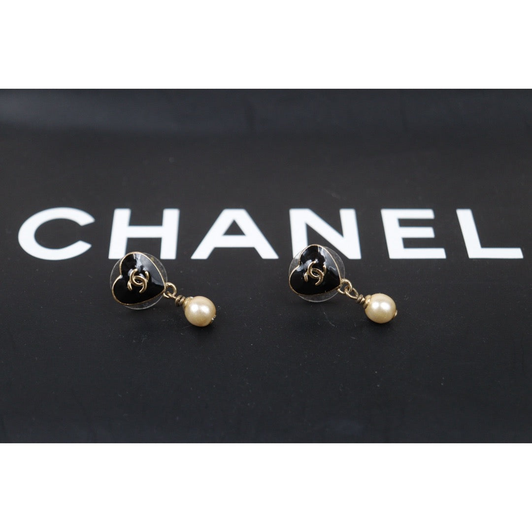 Good ( Rank AB)｜CHANEL Pearl COCO Mark Drop Stud Earrings ｜V25012114