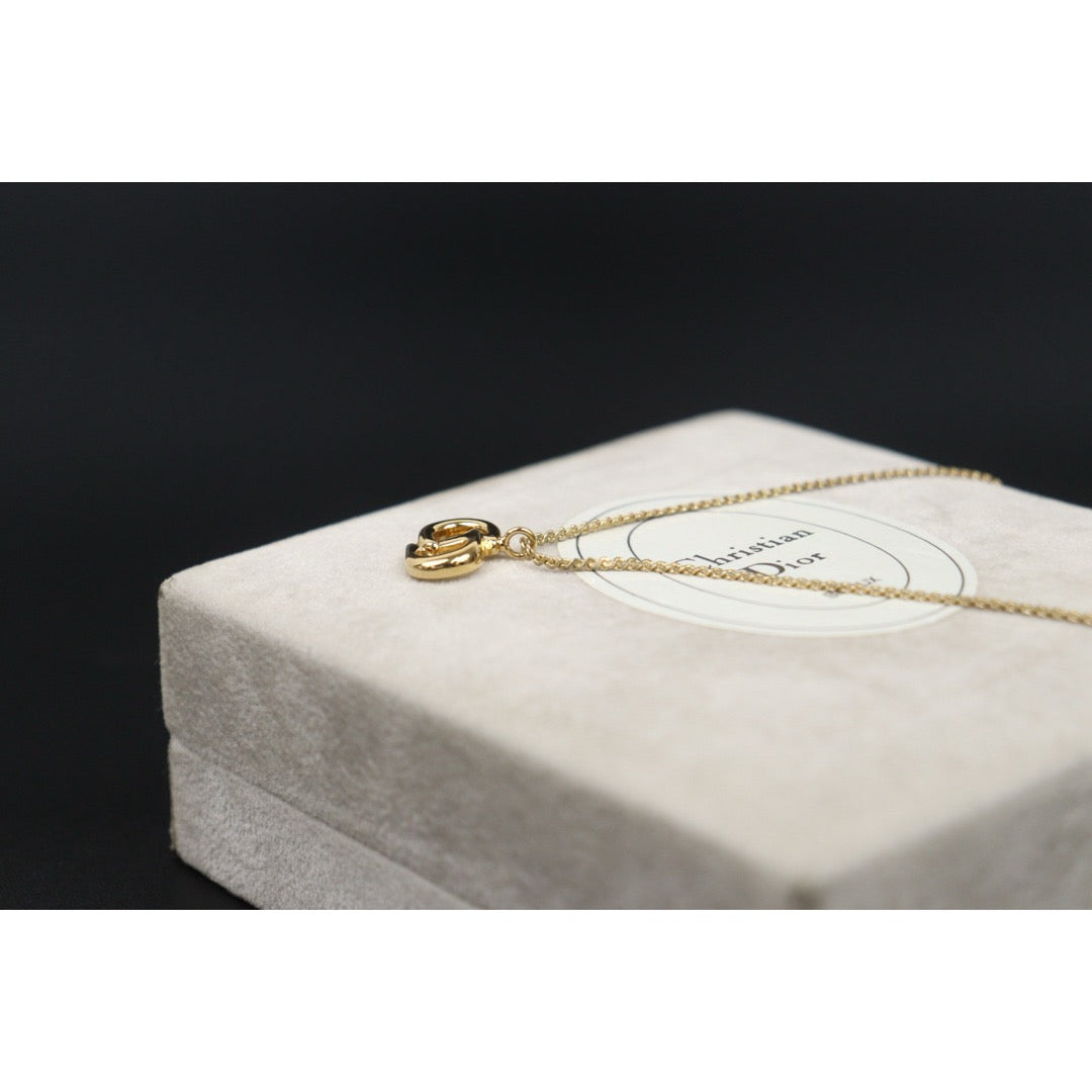Very Good ( Rank A)｜ Dior CD  Necklace Earring Set ｜25062608