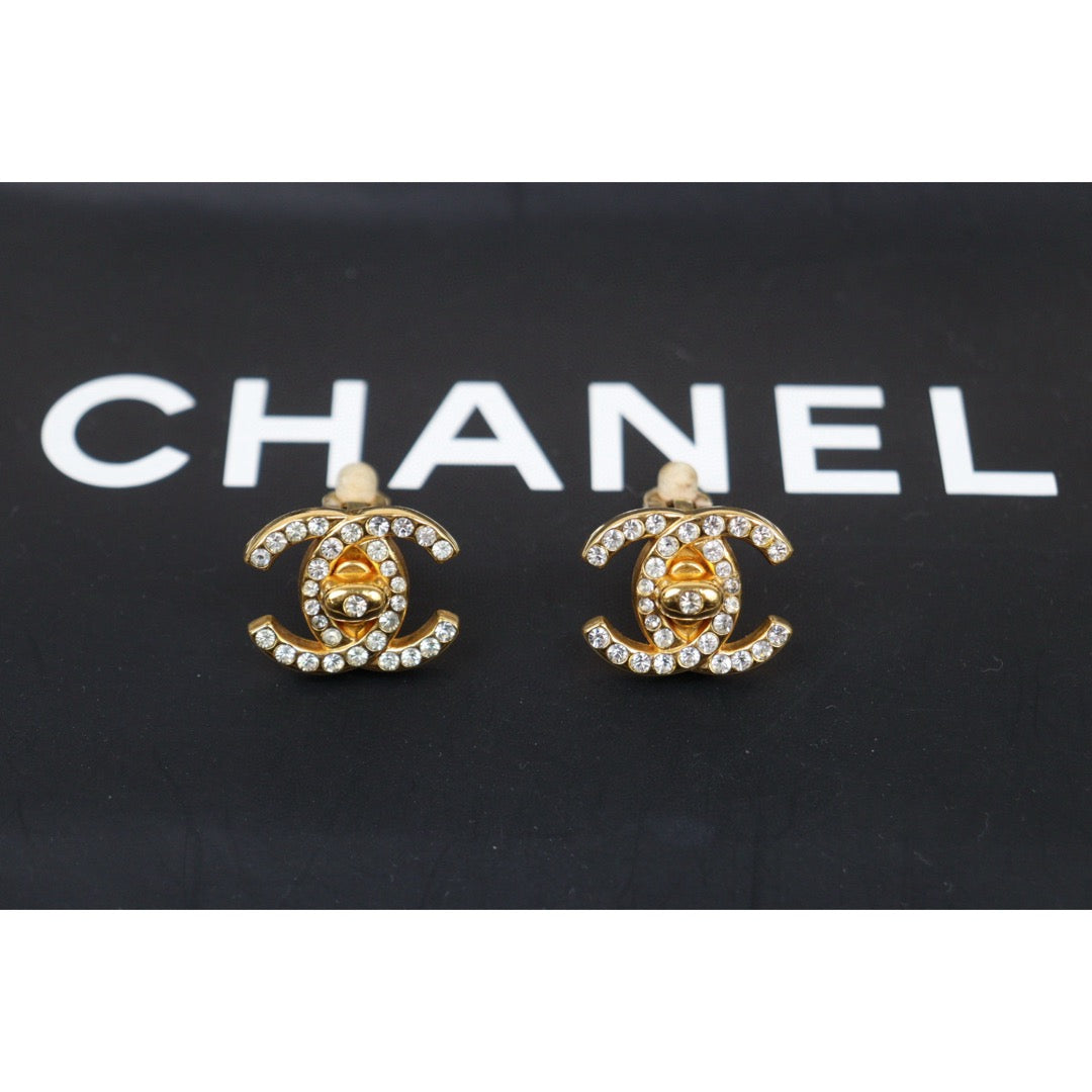 Very Good ( Rank A) ｜CHANEL Vintage 18K Gold Plating Rhinestone Earrings  ｜25013119