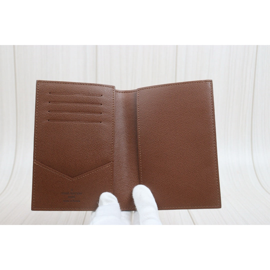 Include Entrupy Certificate of Authenticity｜Excellent（Rank SA）｜Louis Vuitton Monogram  Passport Cover｜26100101