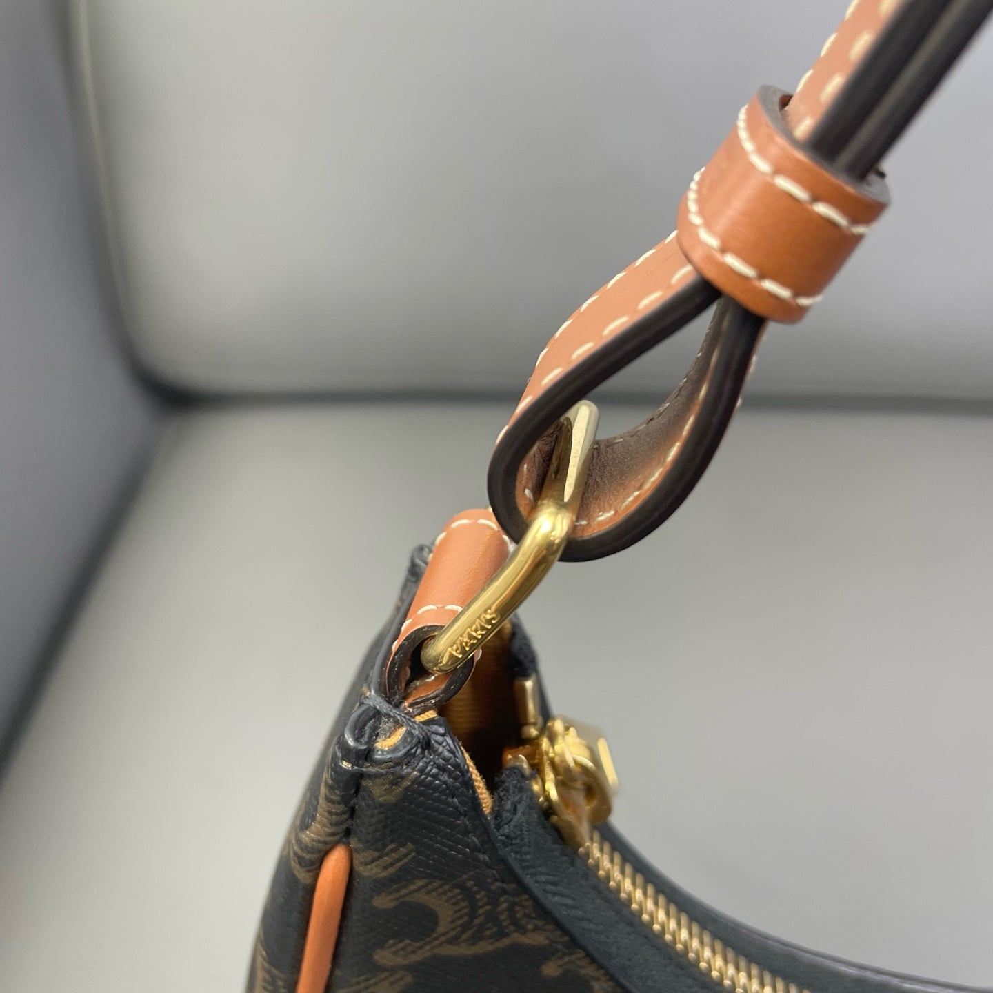 Very Good ( Rank A) ｜ CELINE AVA Shoulder Bag