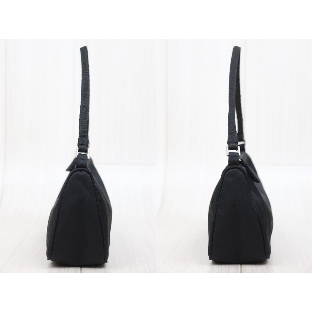 Very Good ( Rank A)｜ PRADA Nylon Black Shoulder Bag ｜25112503