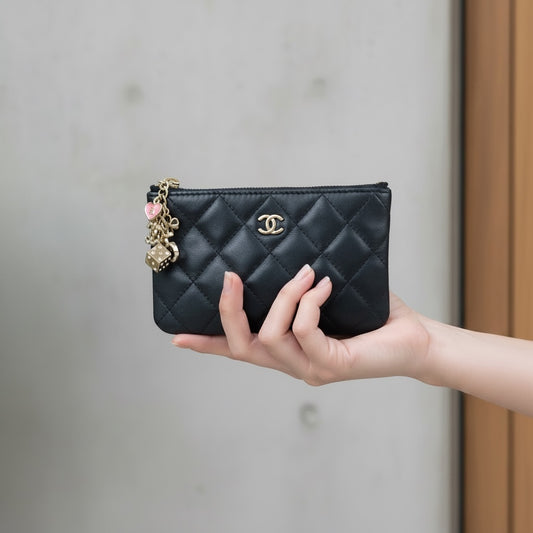 Include Entrupy Certificate of Authenticity｜Very Good ( Rank A)｜CHANEL Lamb Skin Lucky Charm Black Classic Mini Pouch Made In 2016-2017Year｜S26060114