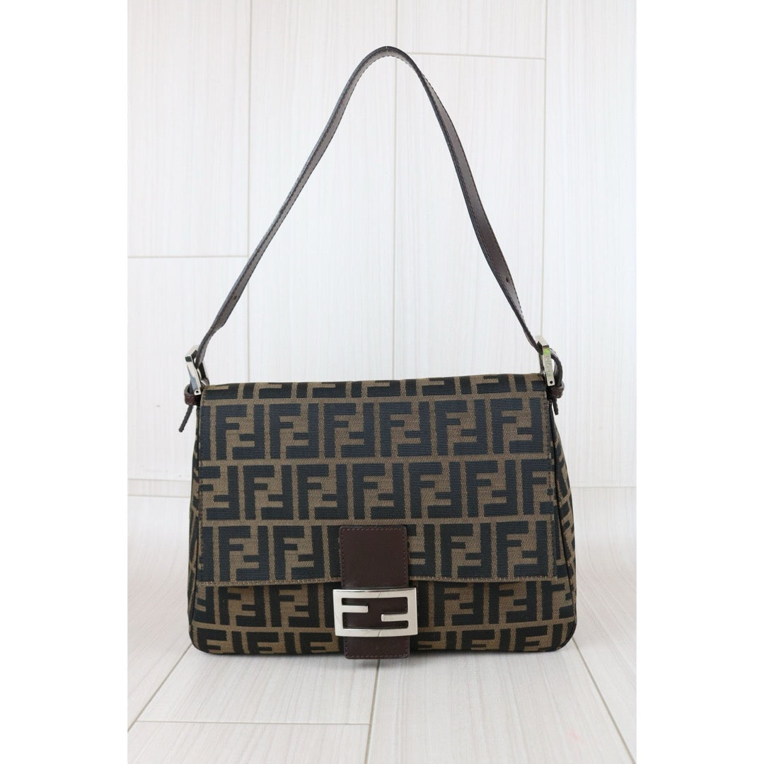 Include Entrupy Certificate of Authenticity｜Very Good ( Rank A)｜ FENDI Zucca Mamma Baguette Shoulder Bag ｜X26092110
