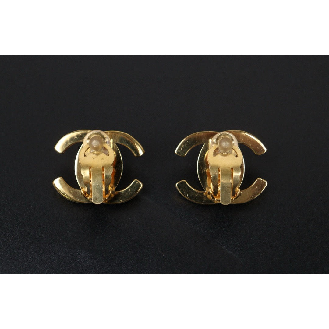 Very Good ( Rank A) ｜CHANEL Vintage 18K Gold Plating Rhinestone Earrings  ｜S24112512