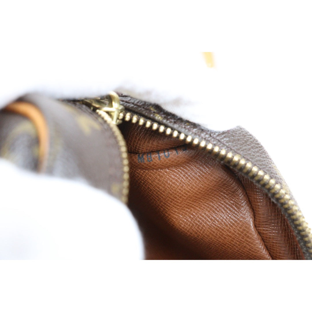 Fair ( Rank B)｜LV Monogram Trocadero 27 Shoulder Bag｜26012004