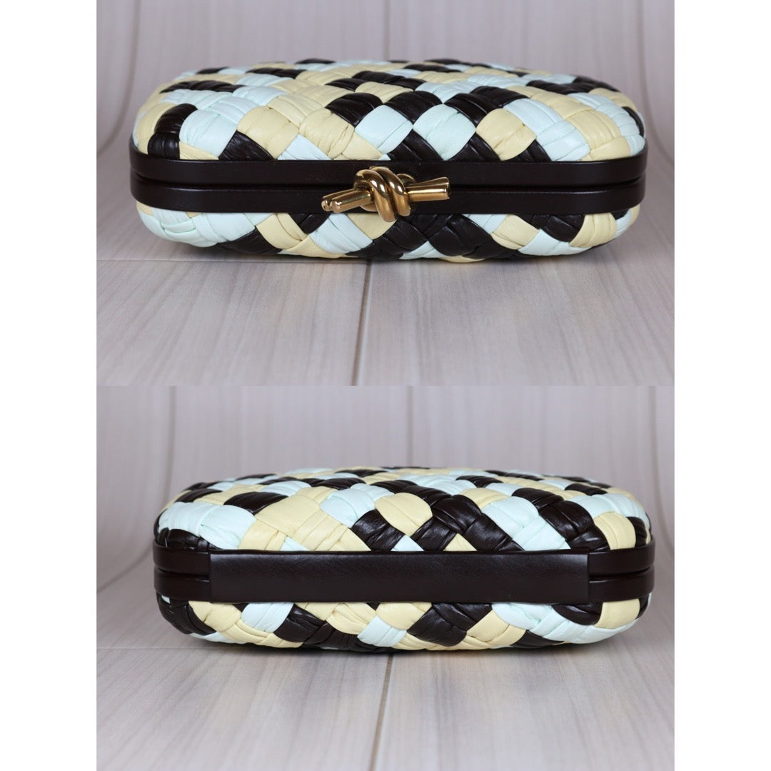 Rank SA｜  Bottega Veneta  Lamb Skin Braid Knot Clutch Bag ｜S24061401