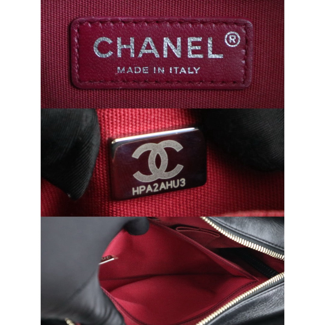 Very Good ( Rank A) ｜CHANEL MM Gabrielle Aged Calfskin Shoulder Bag Black IC Chips Model｜S25102901