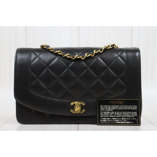 Good ( Rank AB)｜ CHANEL  Lamb Skin Matrasse Chain  Diana 25 Shoulder Bag Made in 1994-1996 Year｜26012605