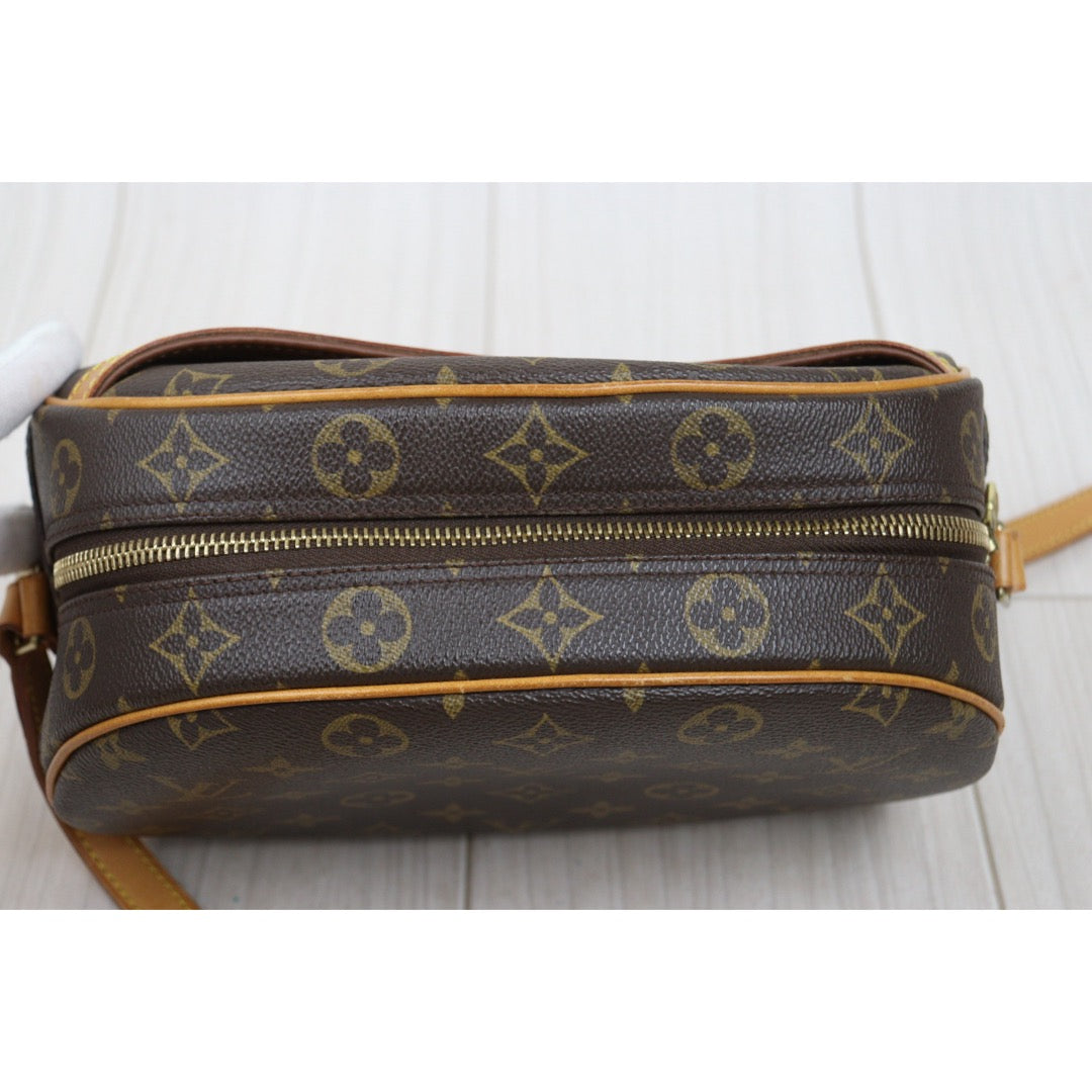 Fair ( Rank B)｜LV Monogram Blower Shoulder Bag｜26012201