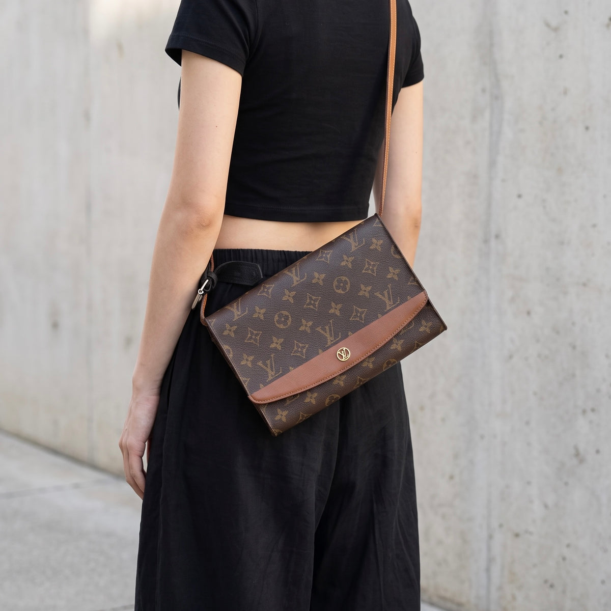 Include Entrupy Certificate of Authenticity｜Good ( Rank AB)｜ Louis Vuitton Monogram Bordeaux MM Shoulder Bag ｜26082110