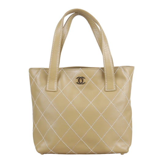 Rank AB ｜Chanel Lamb Skin Wild Stitching Coco Mark HandBag Made In 2002～2003 Year｜V23091511