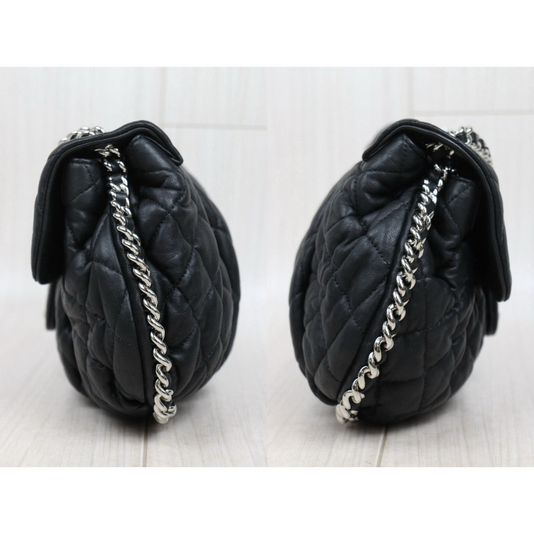 Good ( Rank AB)｜ CHANEL Vintage Goat Skin Cloud Bag Shoulder Bag Black Made In 2011Year｜P25051602