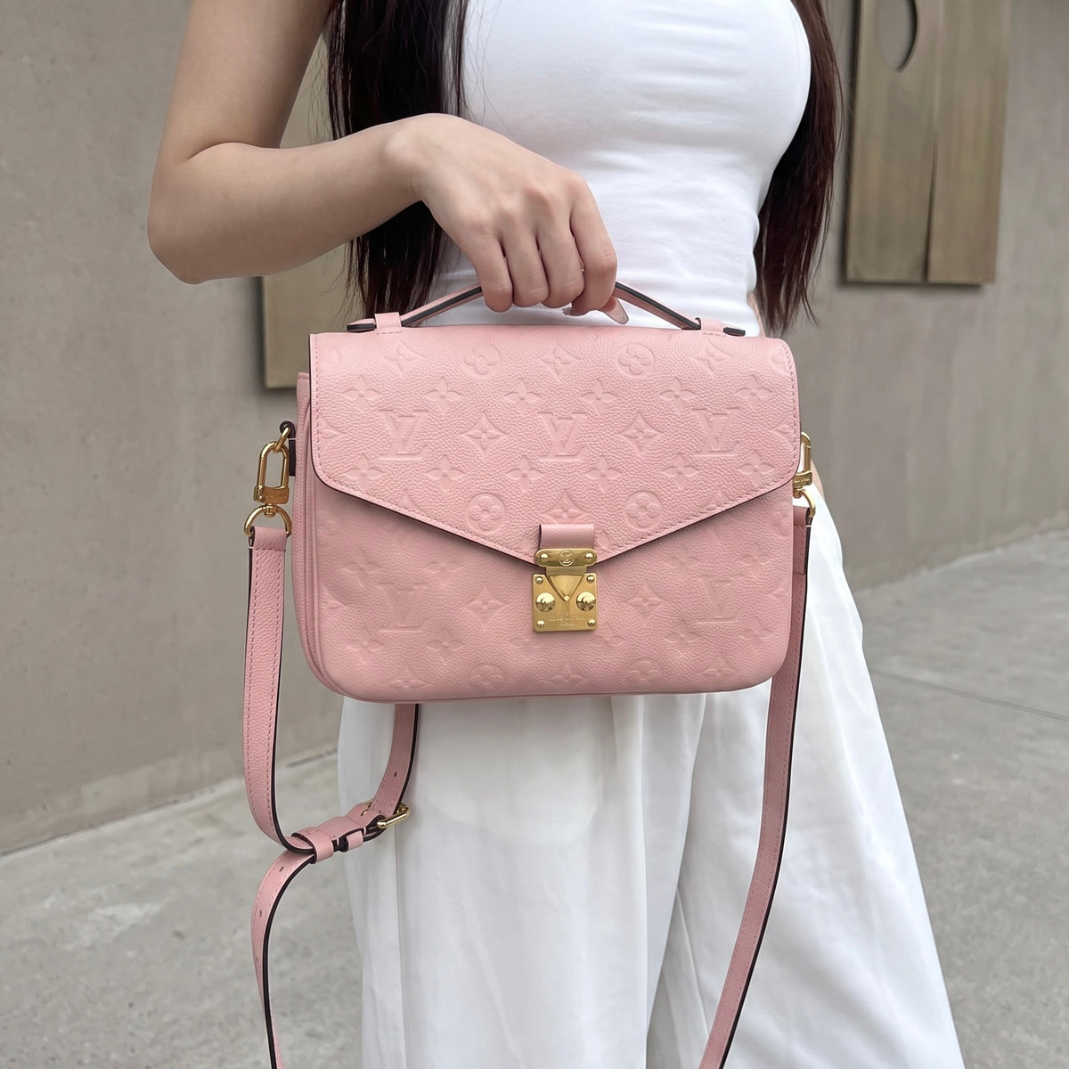 Include Entrupy Certificate of Authenticity｜Very Good ( Rank A)｜Louis Vuitton Monogram Empreinte Pichette Metis ShoulderBag Pink｜X26100703