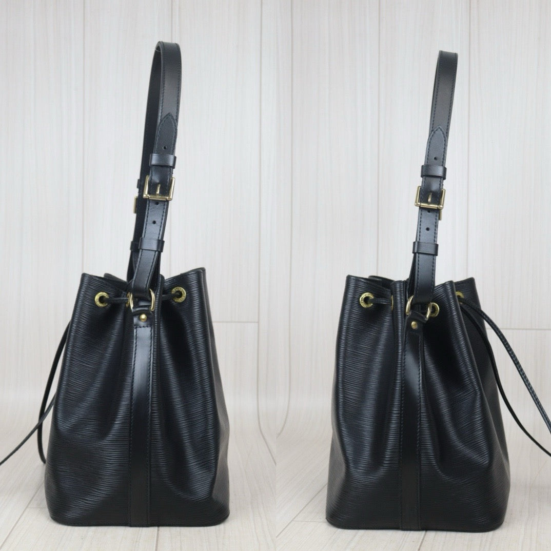 Very Good ( Rank A) ｜ LV Epi Shoulder Bag Black｜24092415