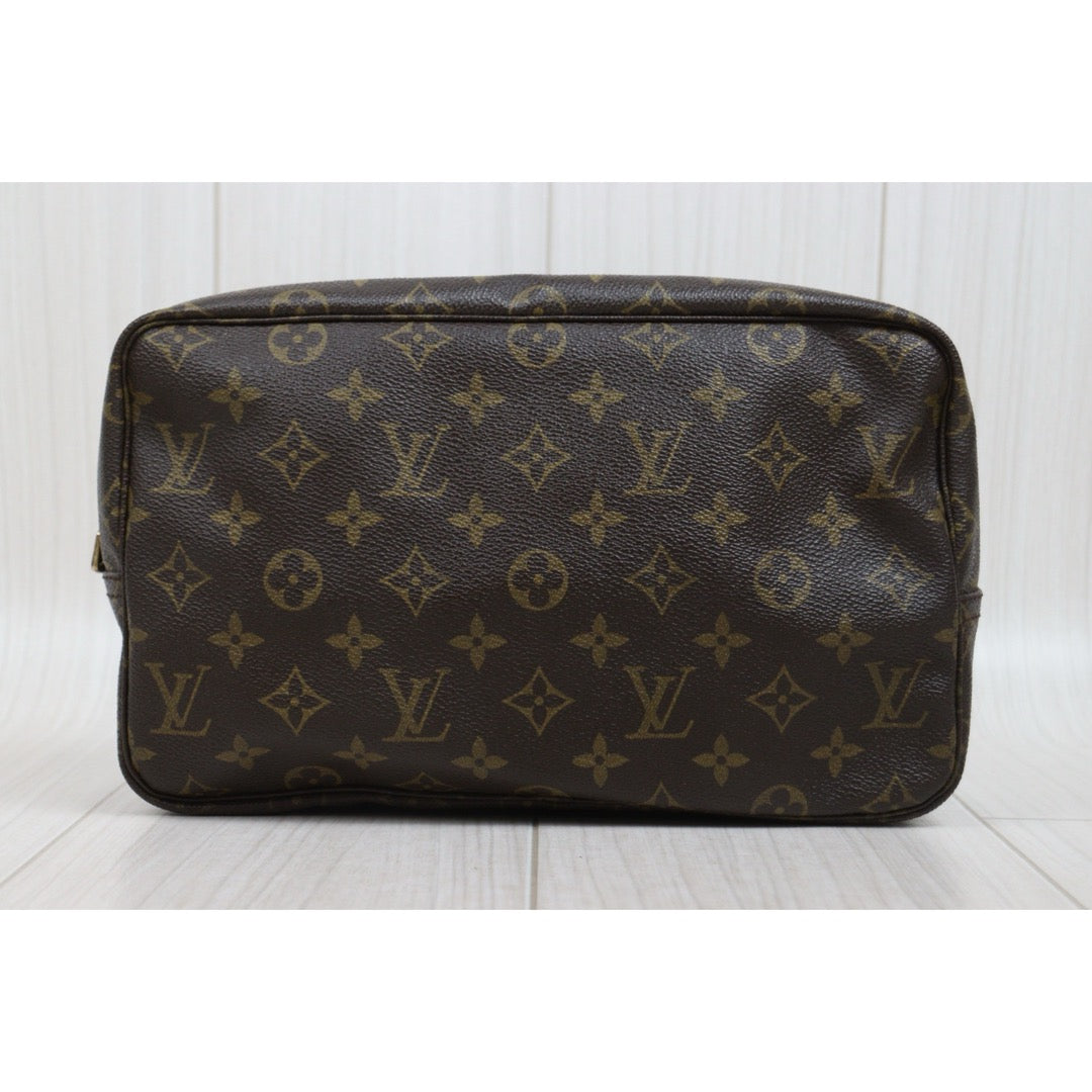 Very Good ( Rank A)｜ LV Truth Toilet 28 Monogram Makeup Pouch｜26030503