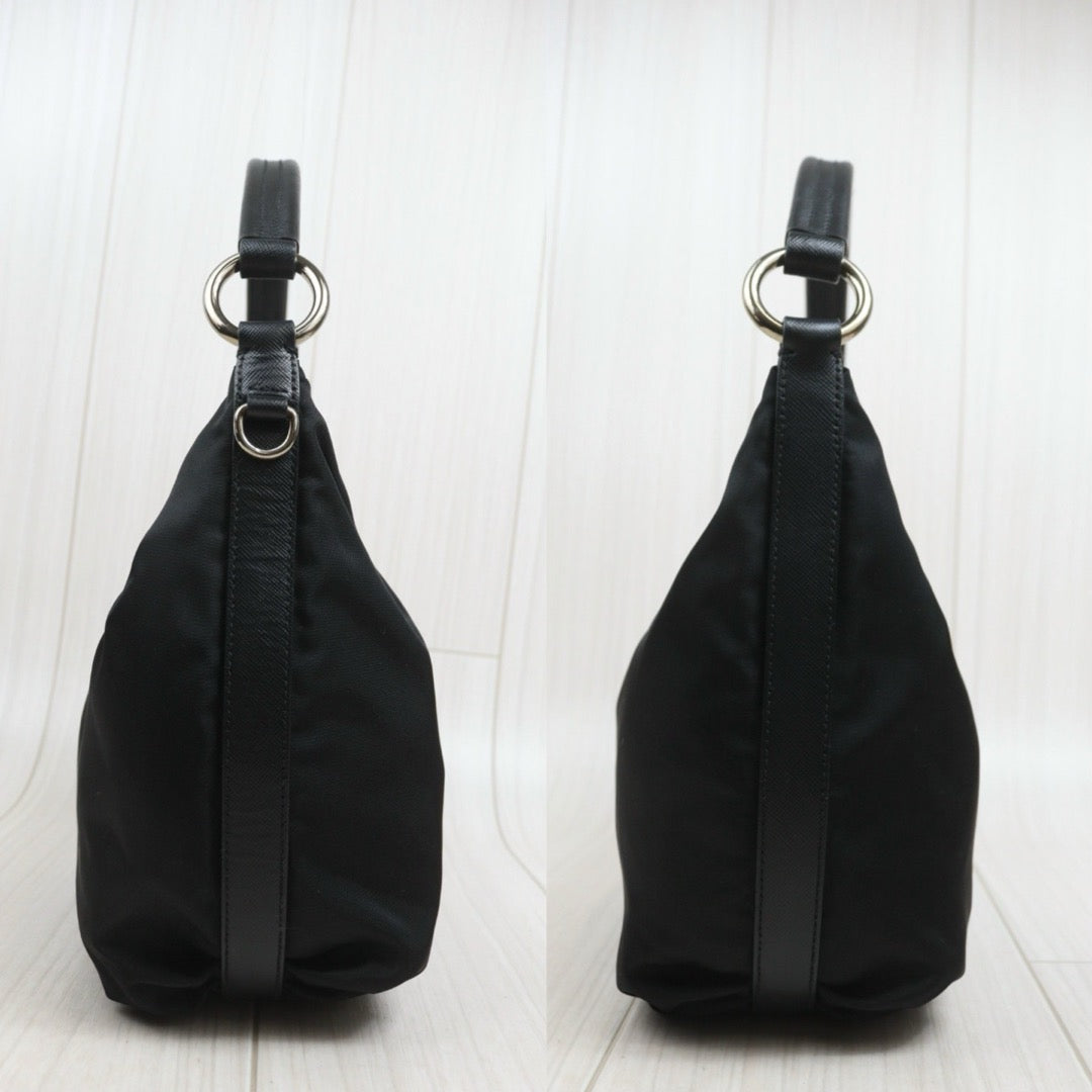 Include Entrupy Certificate of Authenticity｜Very Good ( Rank A) ｜Prada  Tessuto Nylon Hobo Shoulder Bag Black ｜26091101