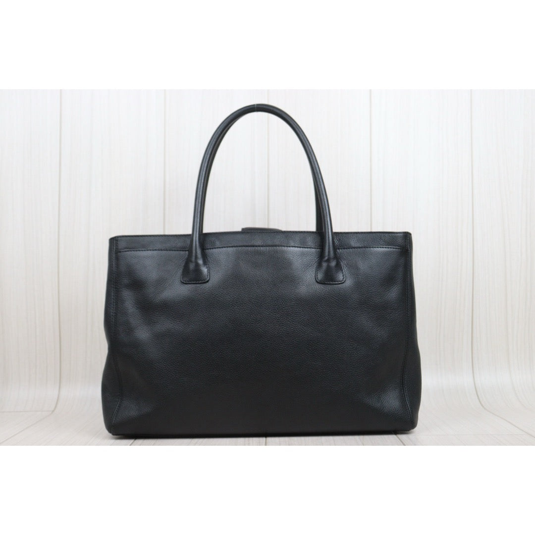 Good ( Rank AB) ｜CHANEL Calf Leather Cerf Tote Shoulder Bag Black Made in 2008-2009Year｜25090401