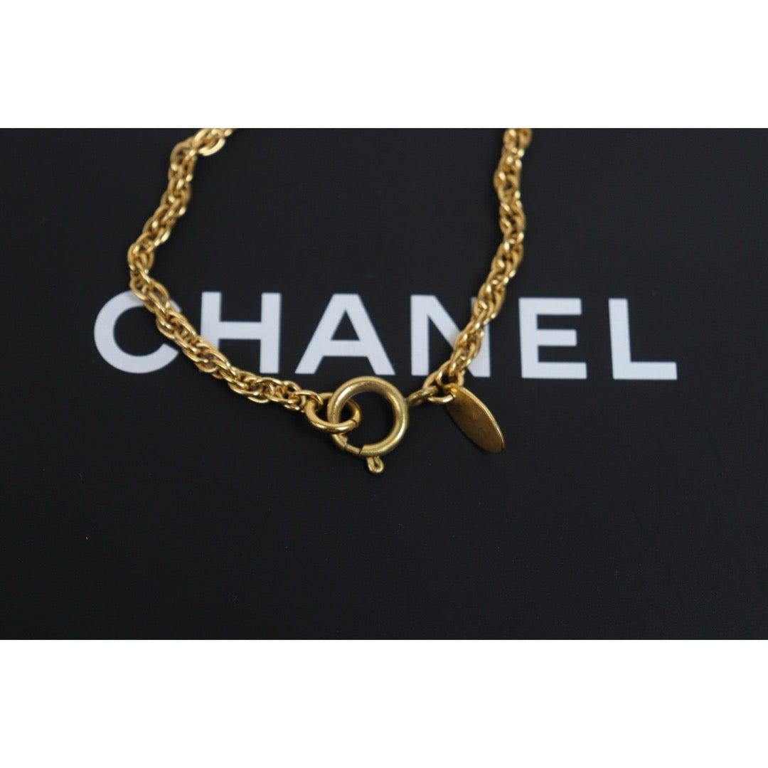 Include Authentic Detective Certificate of Authenticity｜Very Good ( Rank A) ｜CHANEL Vintage COCO Mark  Golden Necklace ｜26061804