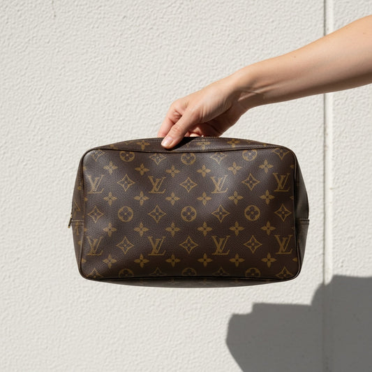 Include Entrupy Certificate of Authenticity｜Good ( Rank AB)｜ Louis Vuitton Truth Toilet 28 Monogram Makeup Pouch｜26070313