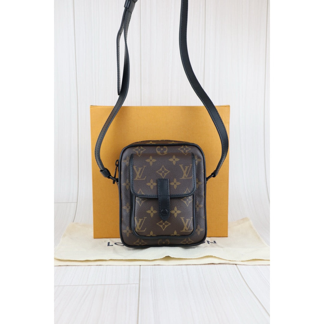 Very Good ( Rank A)｜  LV Monogram  Christopher  Amazone  Shoulder Bag IC Chips Model ｜W25062902