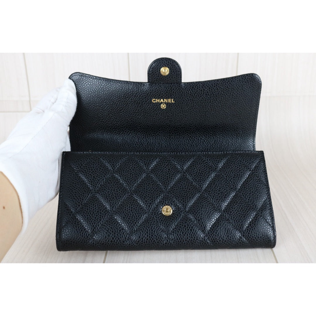 Very Good ( Rank A) ｜Chanel Caviar Skin Black  Wallet Made In 2018Year ｜S25063002