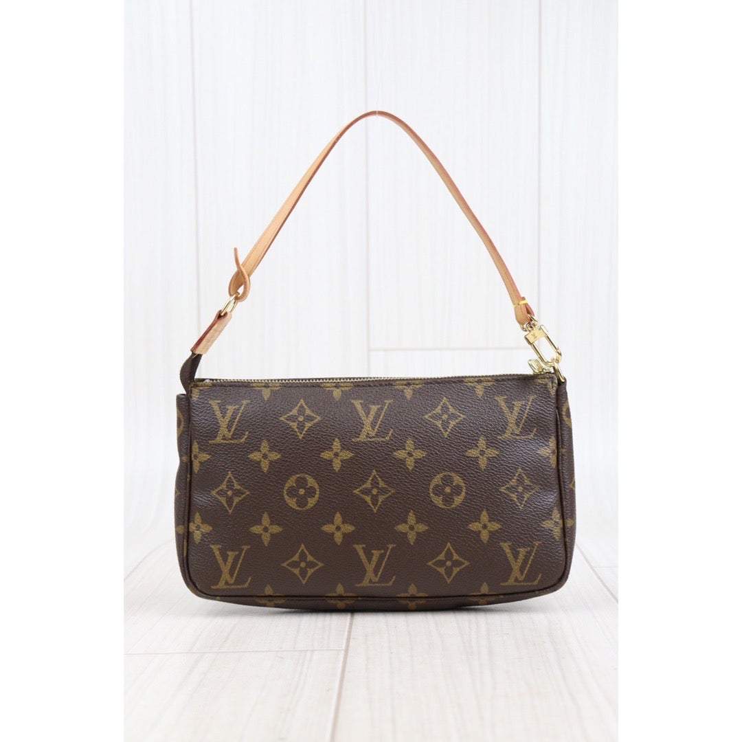 Rank A ｜ LV Monogram Pochette Accessoires ｜V23110917