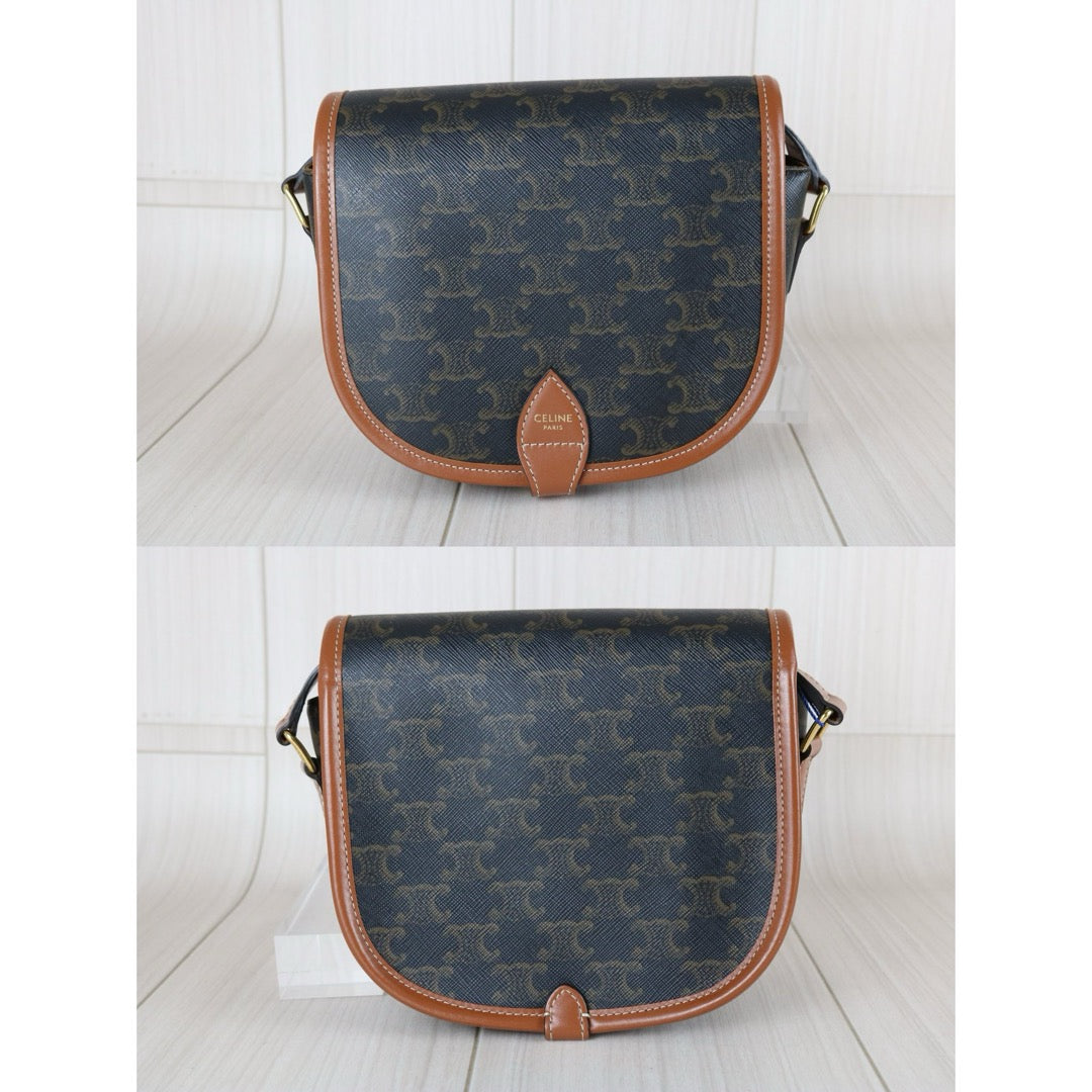 Very Good ( Rank A) ｜ CELINE Macadam Triomphe Cross Body Shoulder Bag Current Model｜S25102803