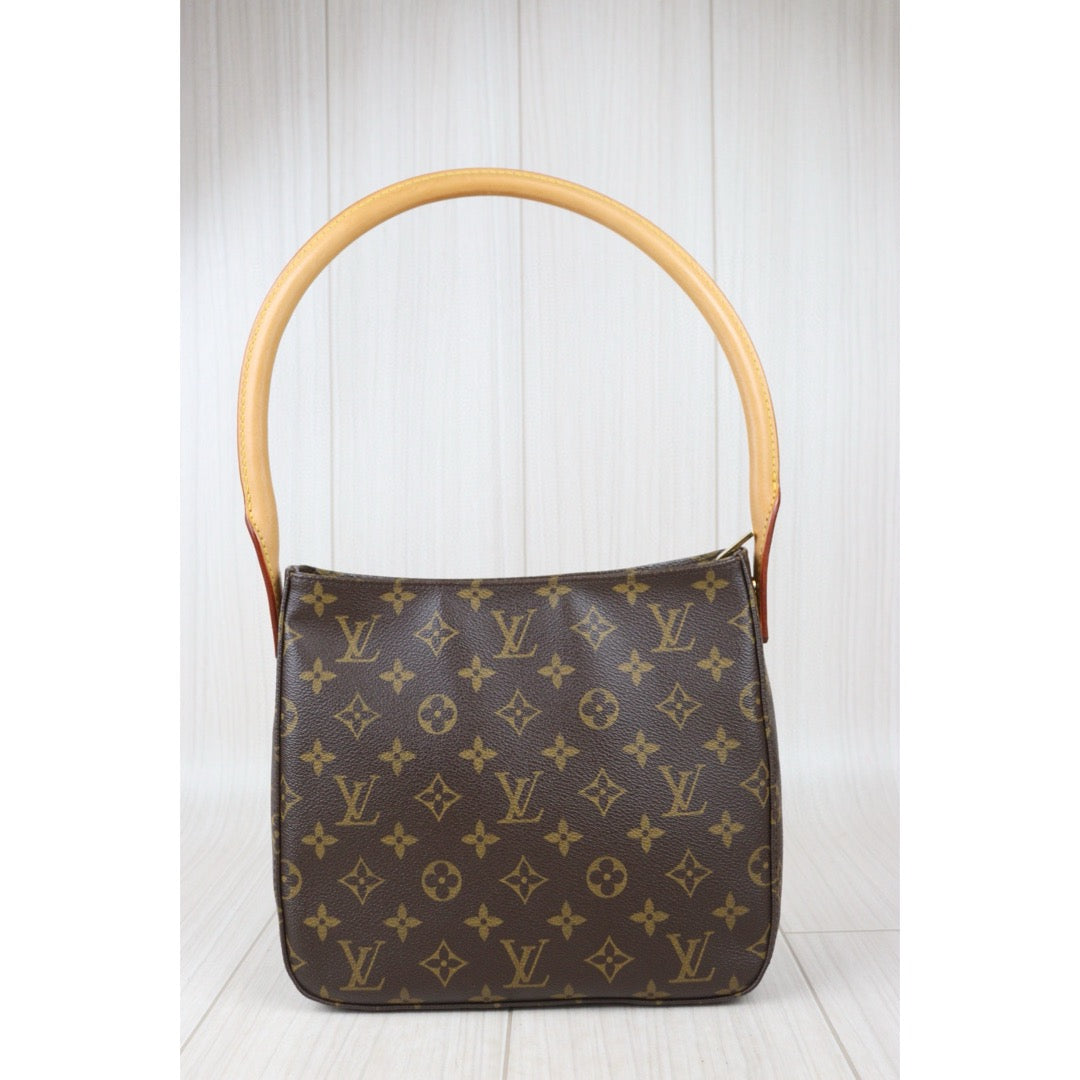 Very Good ( Rank A) ｜ LV Monogram Looping MM Shoulder Bag ｜24081904