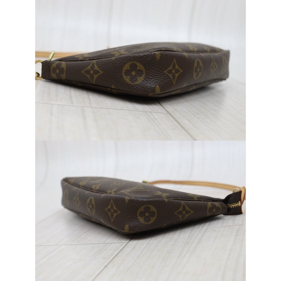 Very Good ( Rank A)｜LV Monogram Pochette Accessoires ｜25111315