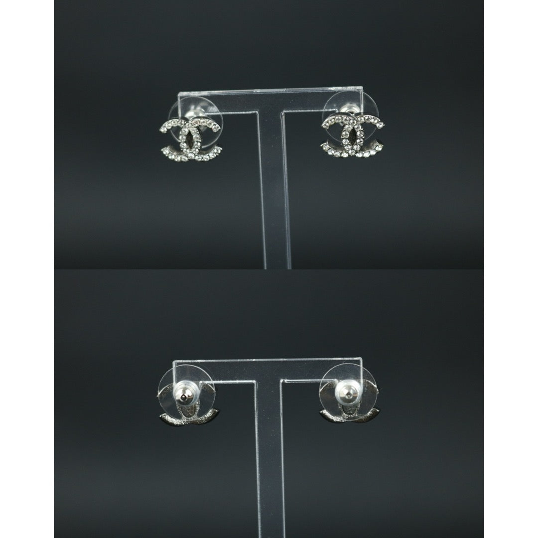 Include Authentic Detective Certificate of Authenticity｜Very Good ( Rank A) ｜CHANEL 09A COCO Mark Rhinestone Earrings Made In 2009 Year｜S26062502