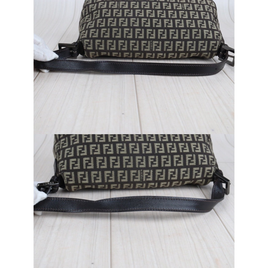 Rank A｜ FENDI Mamma Shoulder Bag ｜23090703