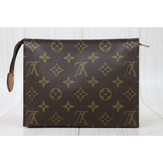 Good ( Rank AB)｜ LV Monogram Pochette Toilette 19 ｜Q25010904
