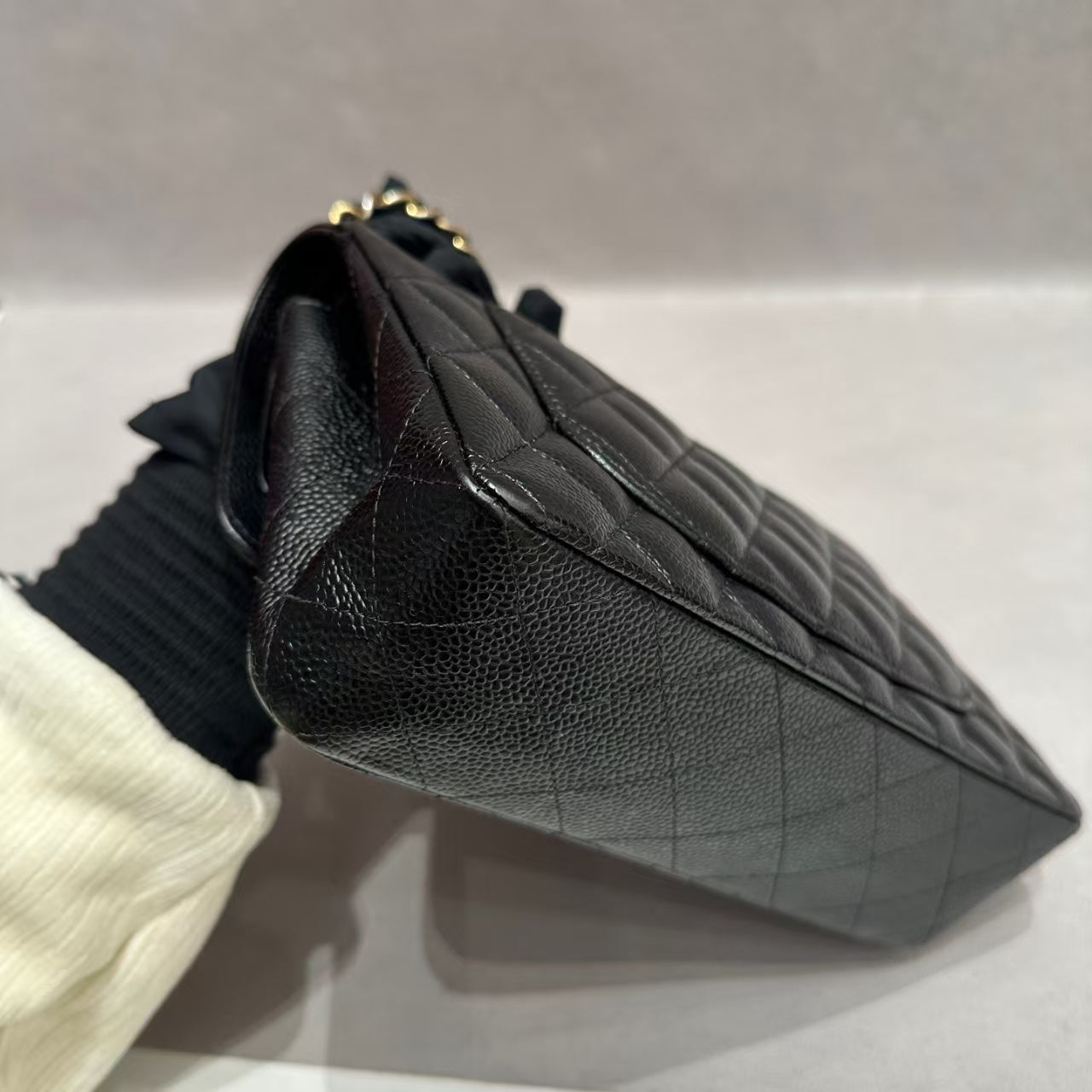 Very Good ( Rank A)｜CHANEL caviar Skin Matrasse Double Flap 23 Shoulder Bag Black