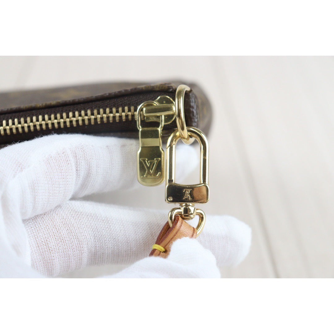 Rank A ｜ LV Monogram Pochette Accessoires ｜23090401