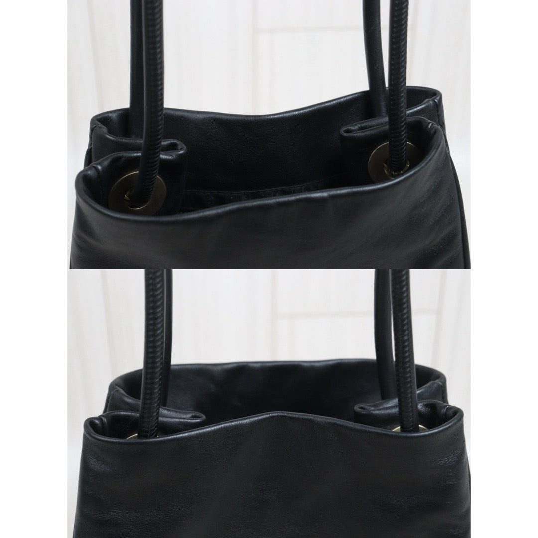 Include Entrupy Certificate of Authenticity｜Good ( Rank AB)｜ CHANEL Lambskin Camellia Tote Bag Black Made In 2003-2004Year｜26062906