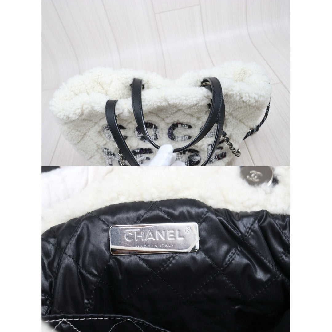 Include Entrupy Certificate of Authenticity｜Very Good ( Rank A) ｜ CHANEL Coco Neige Series Lamb Wool ToteBag Made In 2019～2020Year ｜Y26040602