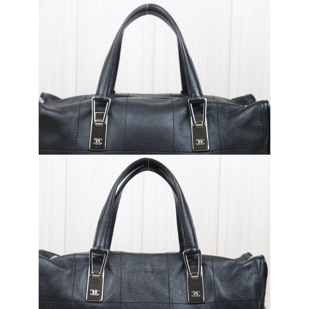 Very Good ( Rank A)｜ CHANEL Calfskin Choco Bar Handbag Black Made in 2003-2004 Year｜P25062706