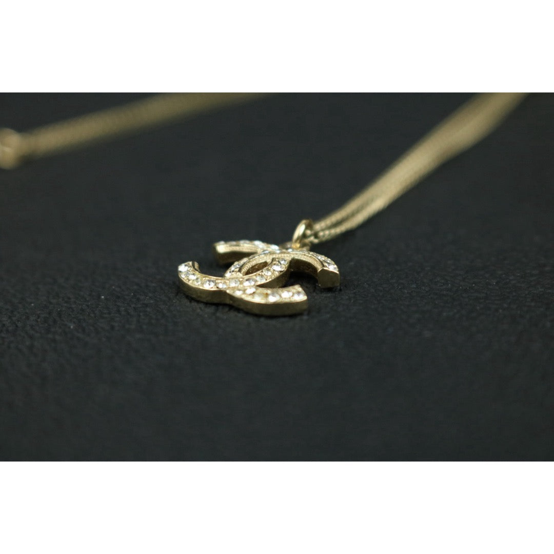 Include Authentic Detective Certificate of Authenticity｜Very Good ( Rank A) ｜ CHANEL A17S Coco Mark  Pearl Rhinestone Choker  Necklace｜S26062511