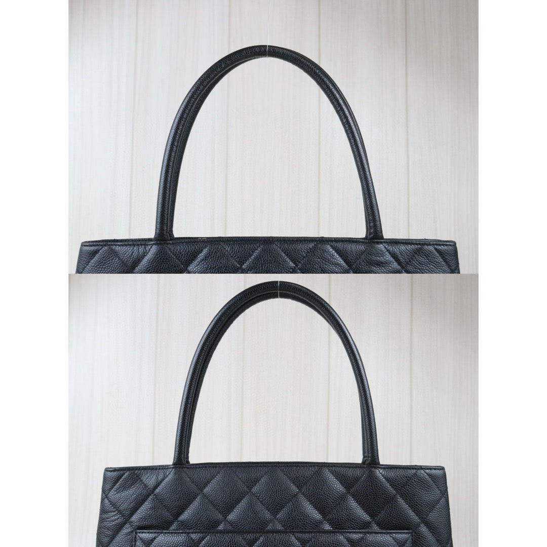 Very Good ( Rank A)｜ CHANEL Caviar Skin Leather Calf Leather Tote Bag Black Made In 2006～2008Year｜24090503