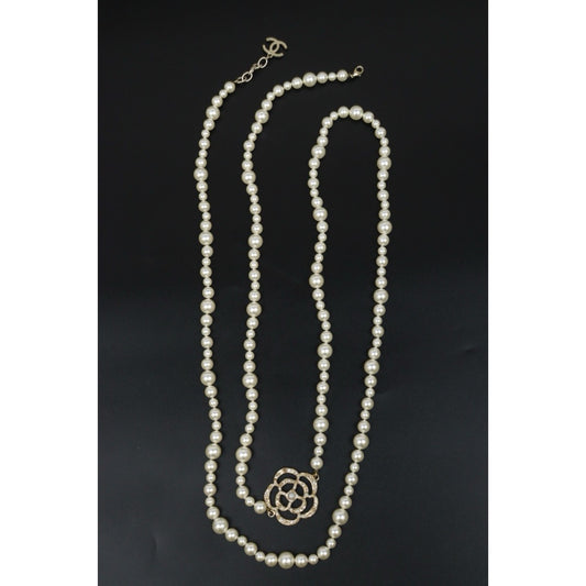 Very Good ( Rank A)｜ CHANEL Coco Mark Camellia Pearl Rhinestone  Necklace｜S25110439