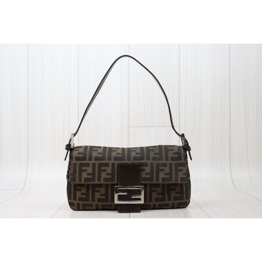 Very Good ( Rank A) ｜ FENDI Zucca Mamma Baguette Shoulder Bag｜24112604