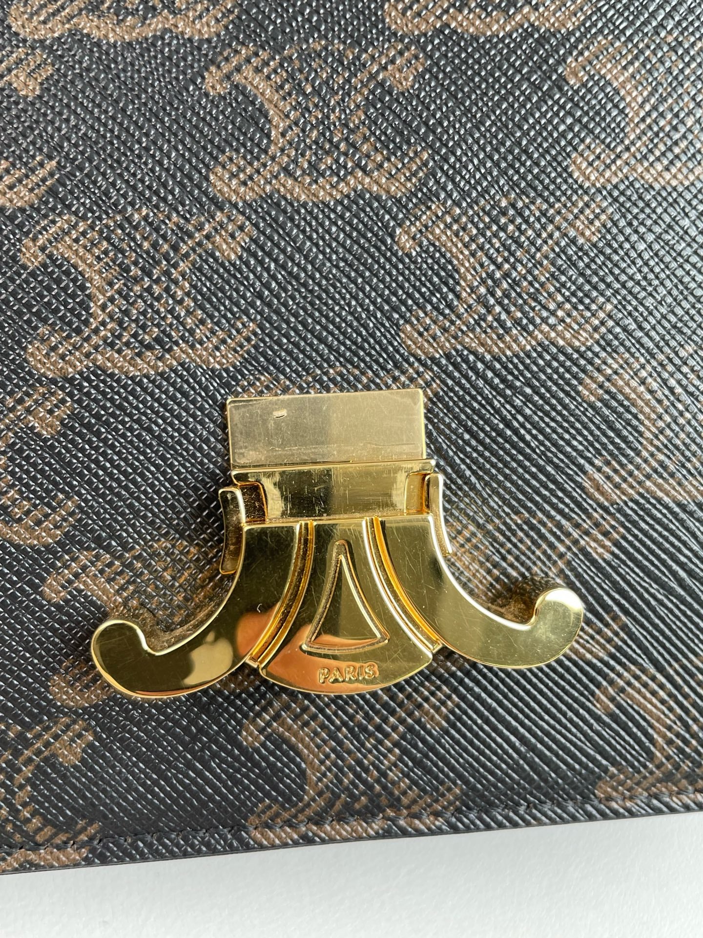 Second installment 2/3｜ Very Good ( Rank A) ｜CELINE Macadam Triomphe Shoulder Bag Golden Hardware